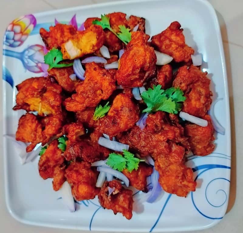 Bengali Chicken Pakora Recipe Kolkat Style Chicken Pakoda Bidrohi